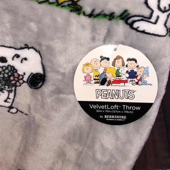 Peanuts Bedding Nwt Peanuts Berkshire Snoopy Woodstock Velvetloft